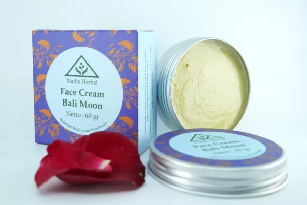 Bali Moon Face Cream veido kremas menulis jpg
