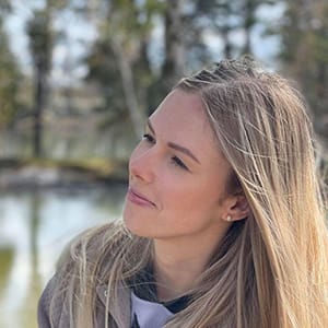 Kontaktai, Atsiliepimas Upeta.lt